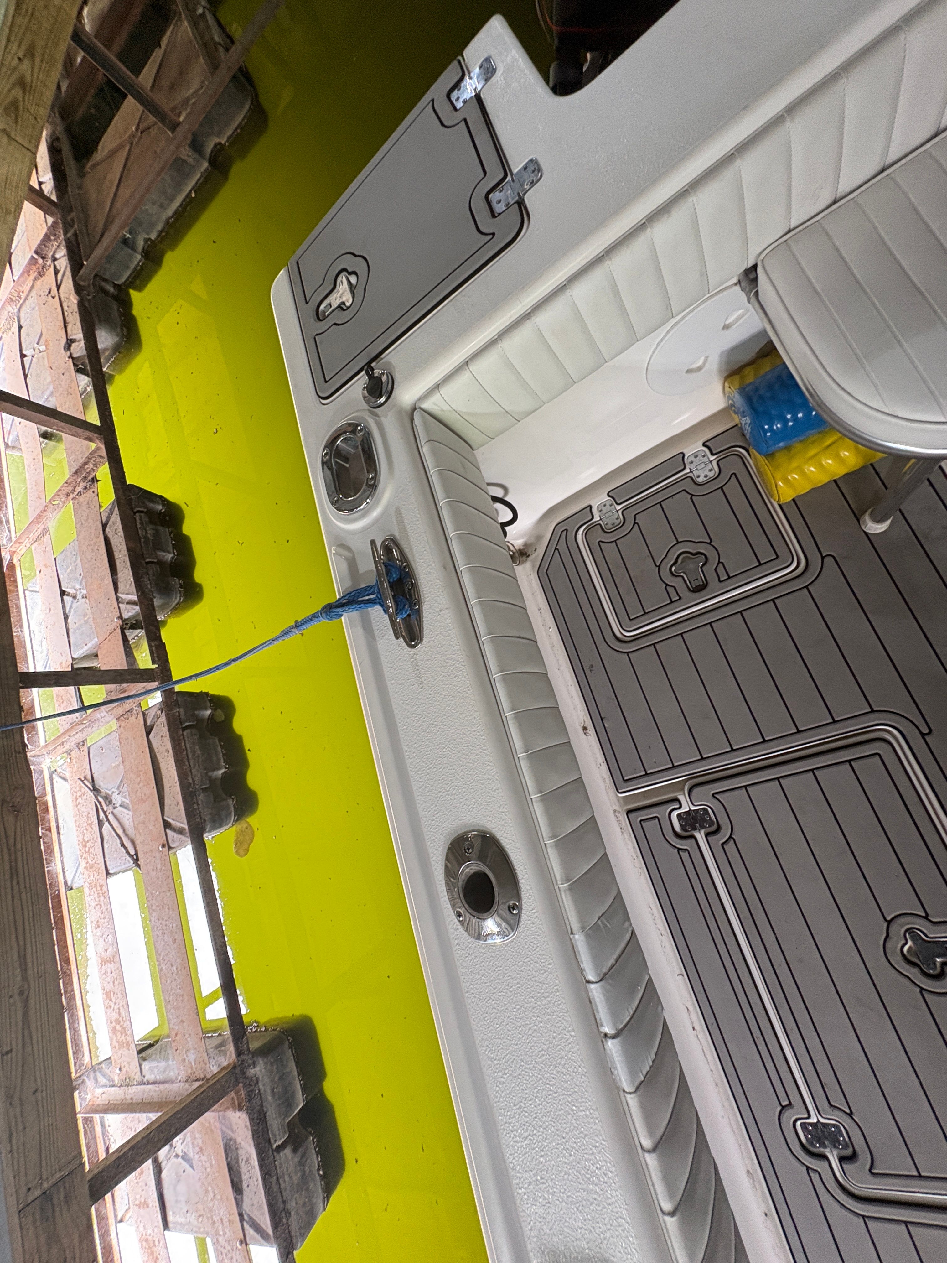 2002 Intrepid 322 Cuddy Center Console at dock.