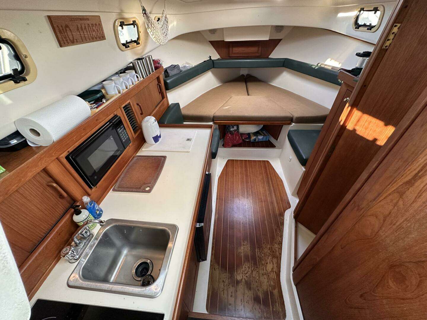 2001 Mainship — - Image 23