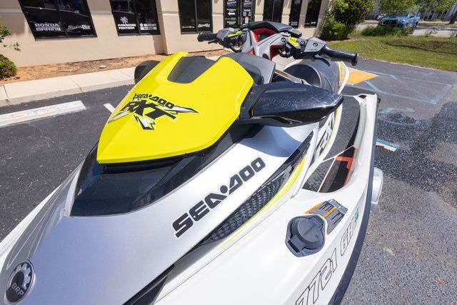 2016 Sea-Doo RXT 300 - 11