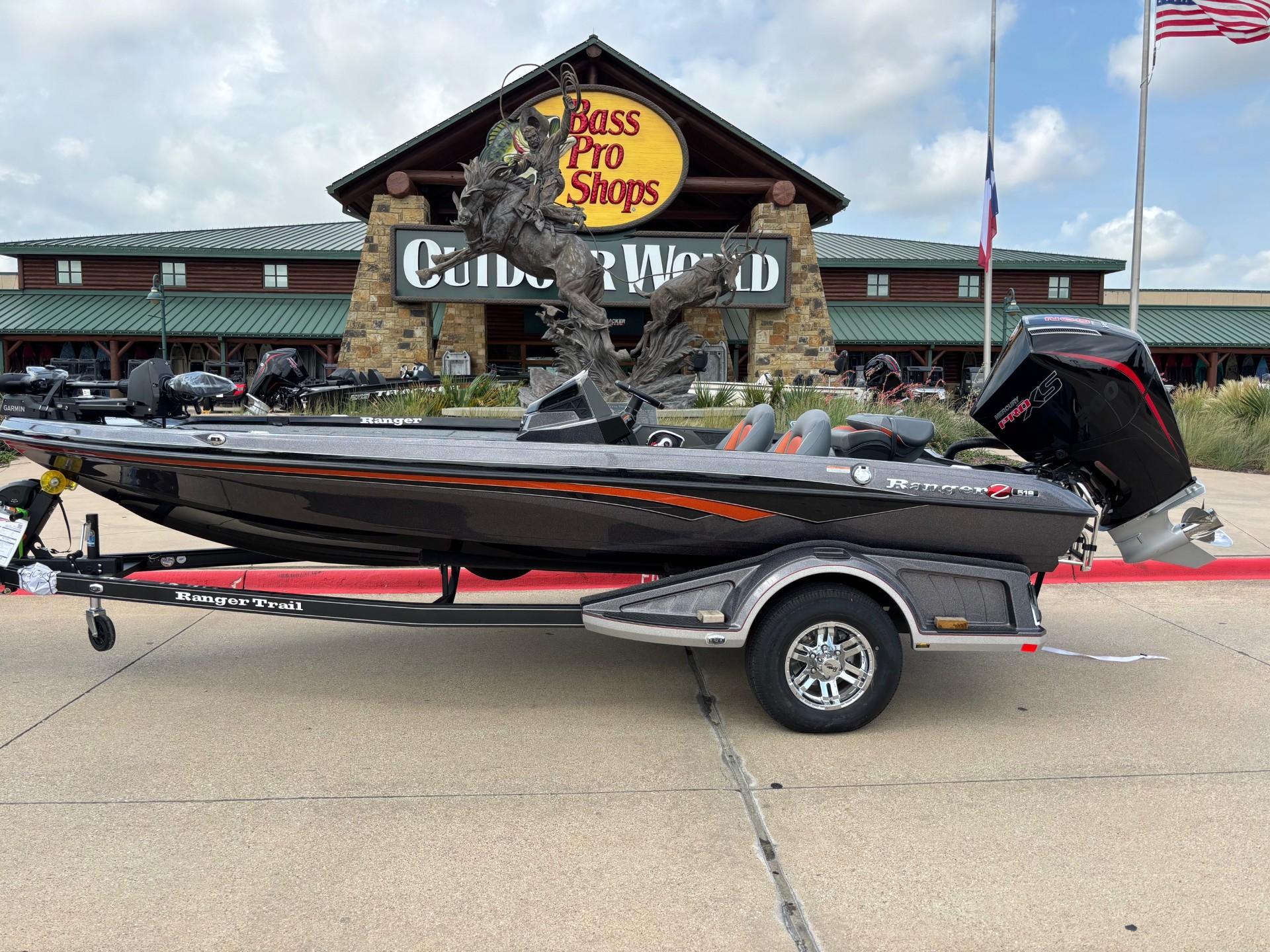 2025 Ranger Z518 Cup-Equipped boat displayed at Bass Pro Shops, Cabela's World.