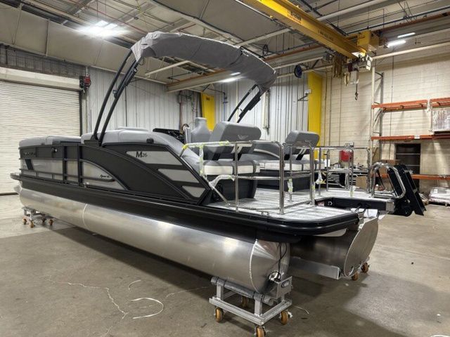 2026 Bennington M Quad Bench 26 MSL Tritoon - 6