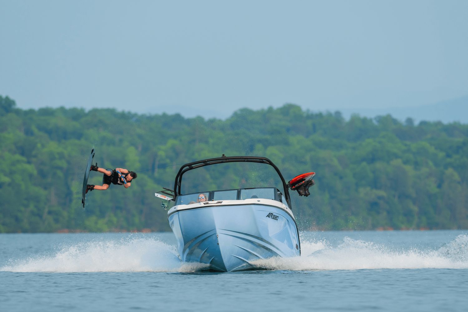 2026 Yamaha Boats AR220 - 11