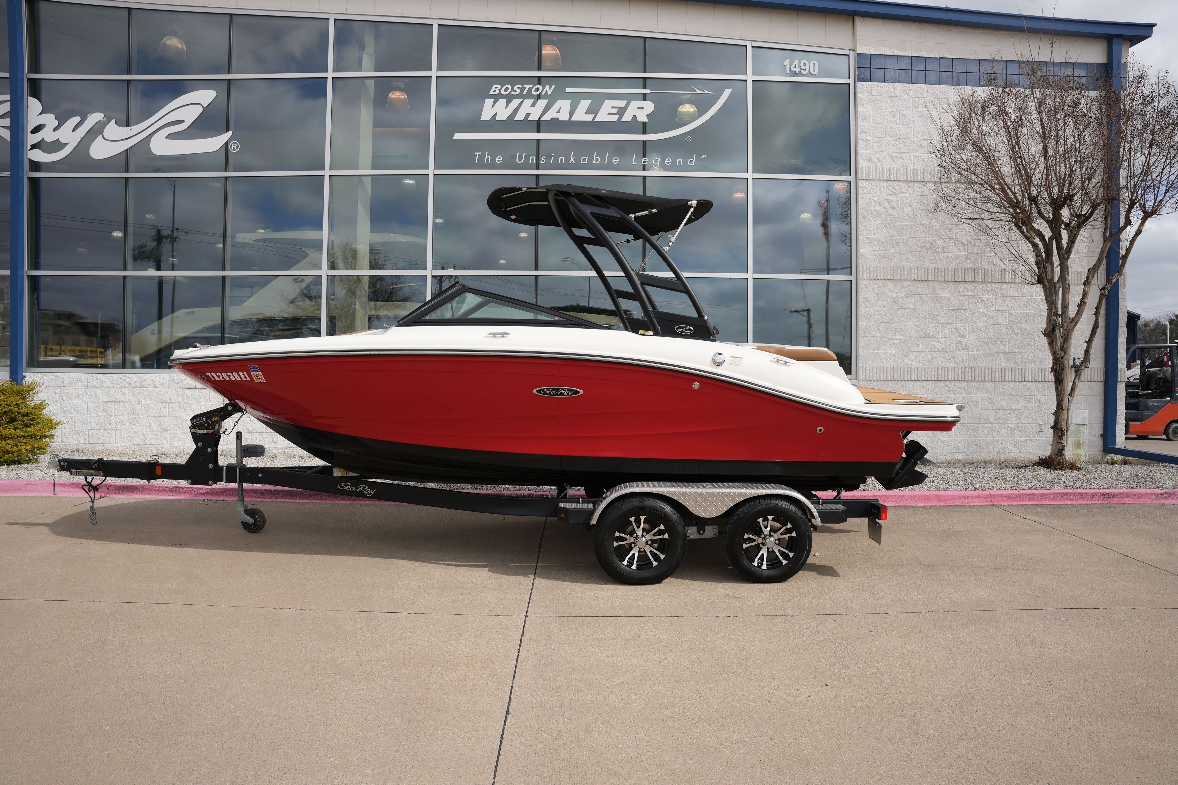 2018 Sea Ray SPX 190