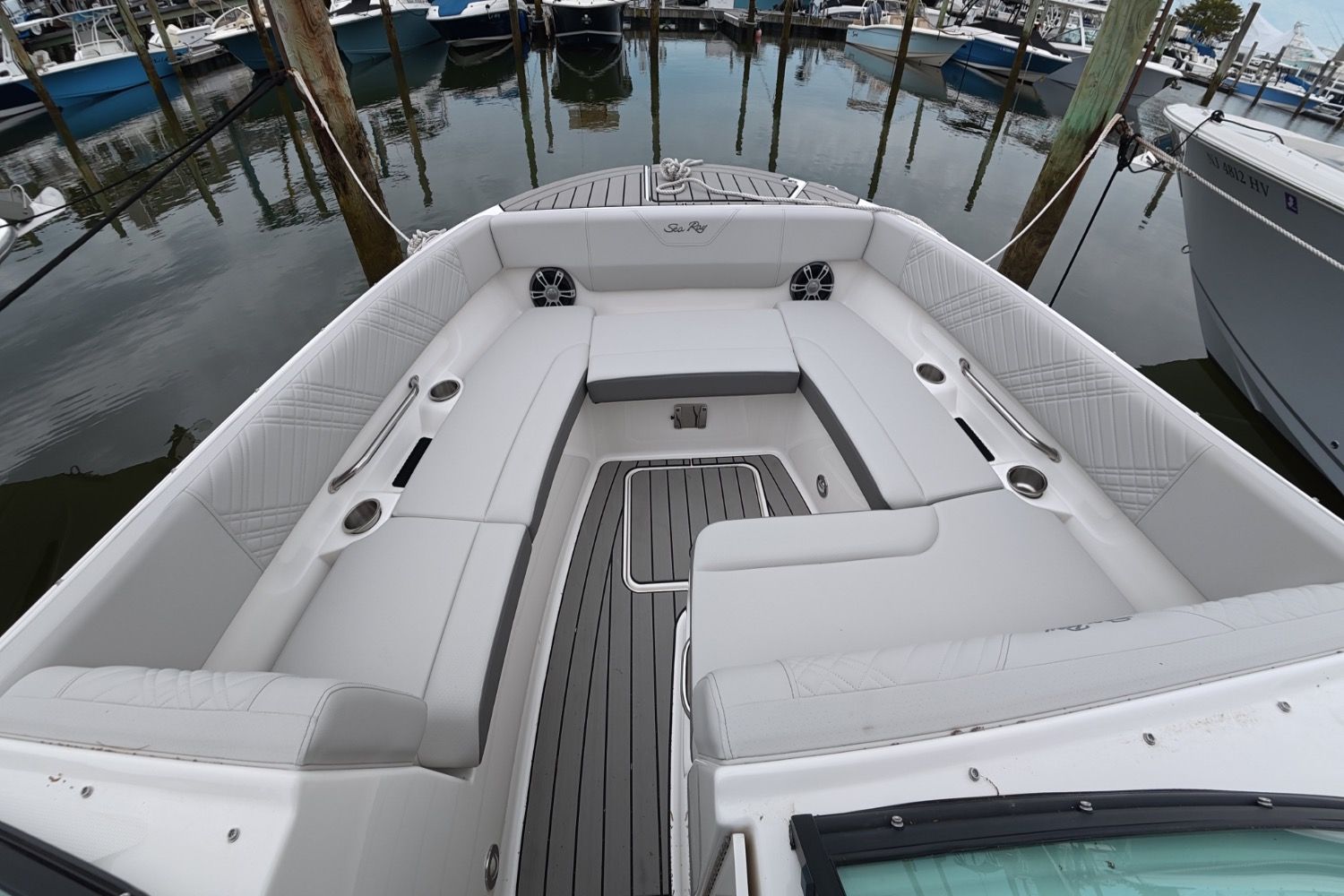2026 Sea Ray SDX 270 Outboard - 27
