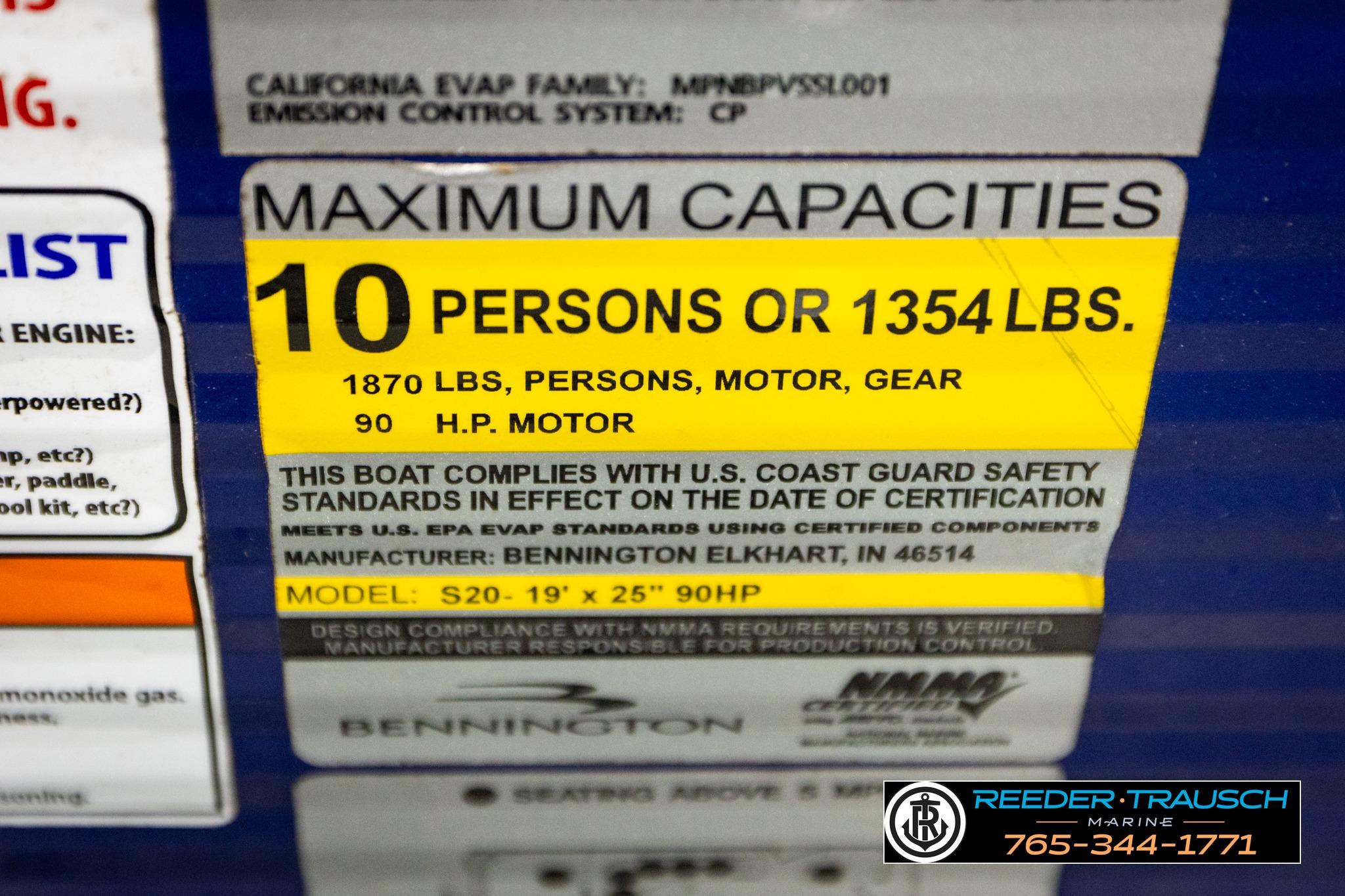 Bennington 20 SV 2021 boat capacity label: 10 persons or 1354 lbs, 90 HP motor.