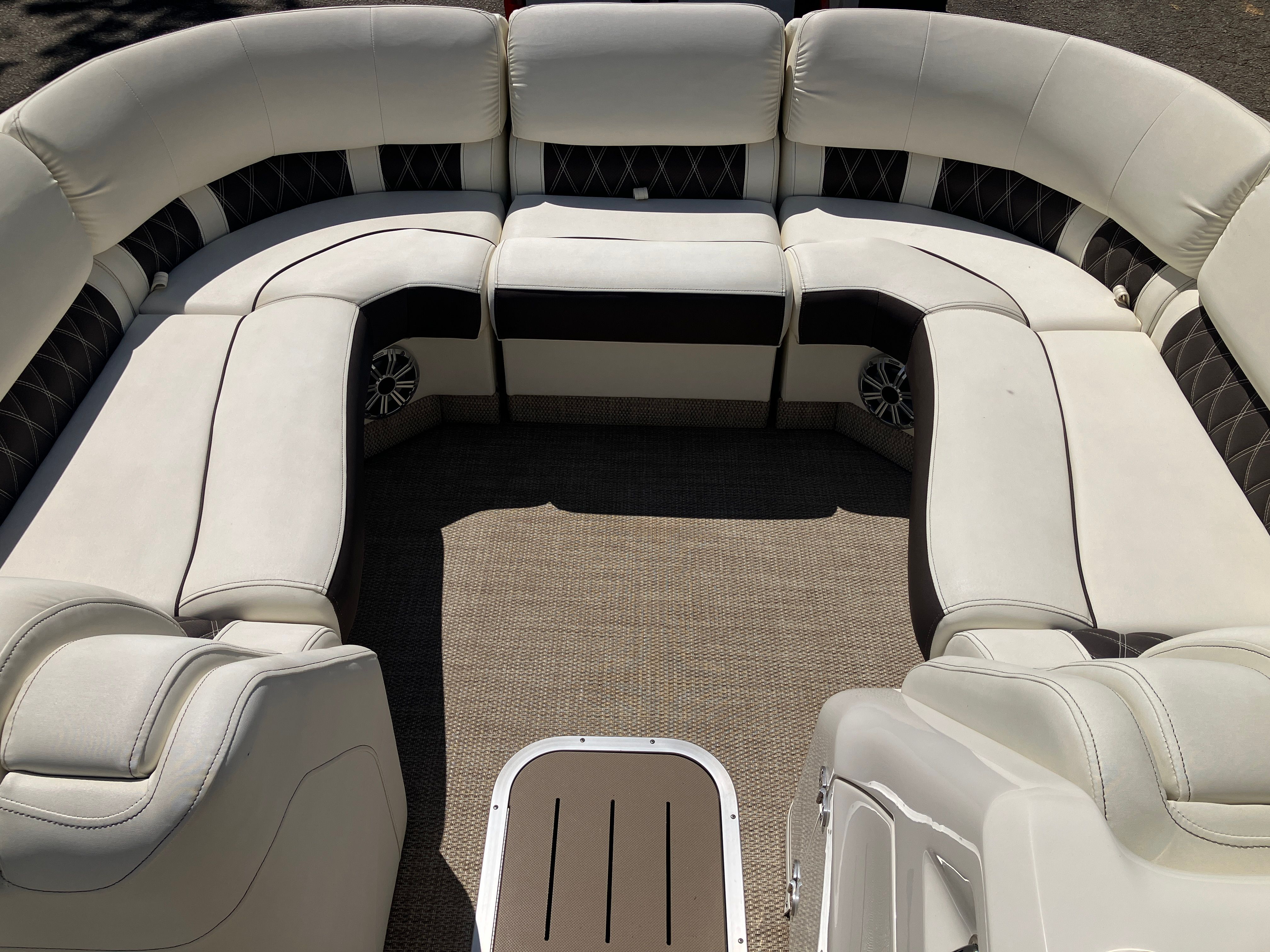 2019 Bennington 23 QLC - 18