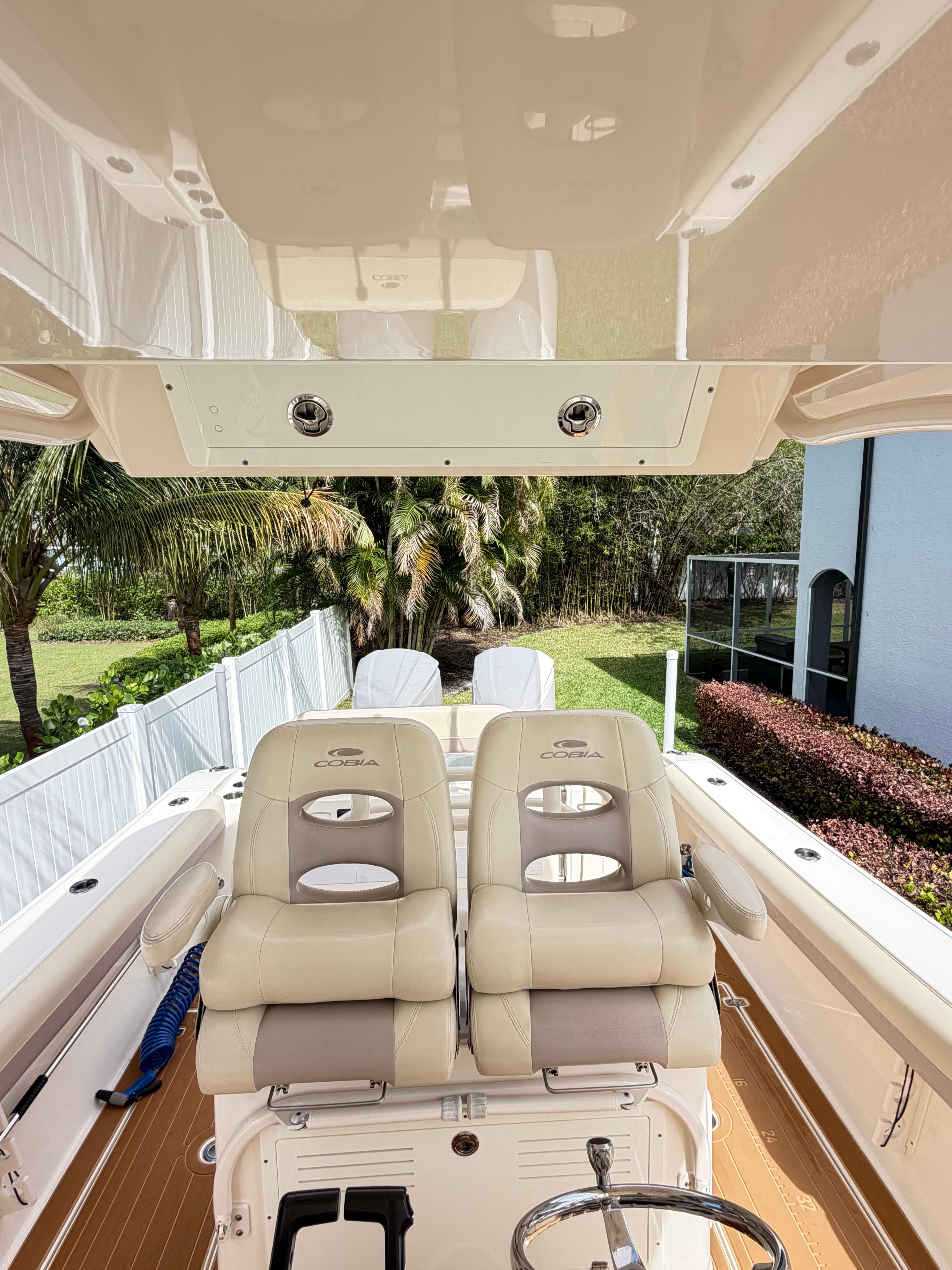 2018 Cobia 277 Center Console - 3