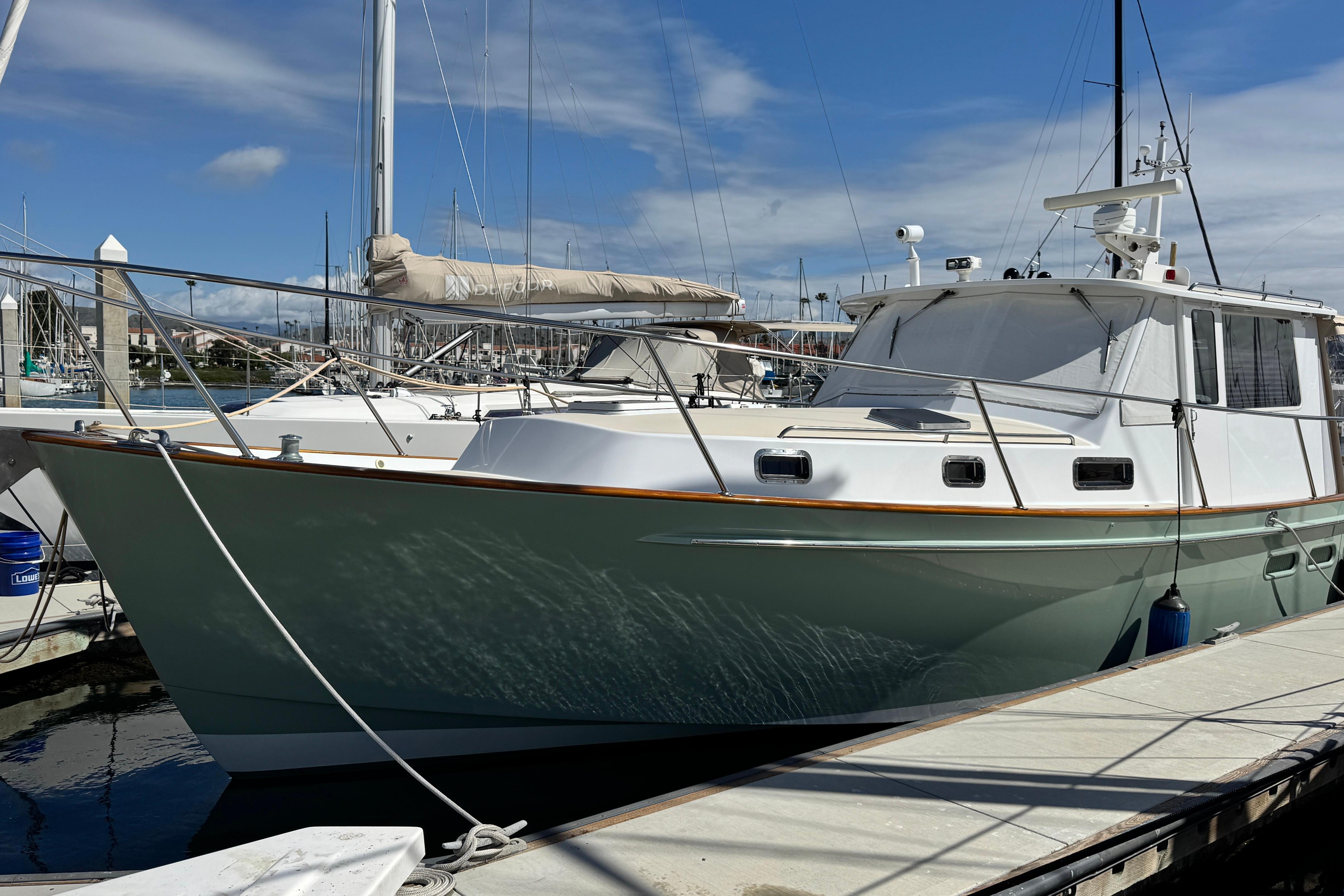 1999 Legacy 40 Downeast