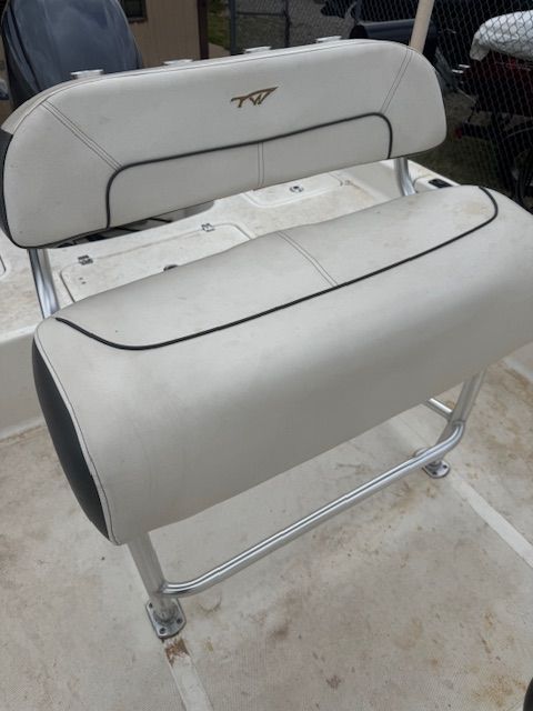 2015 Tidewater 2100 Bay Max - 19