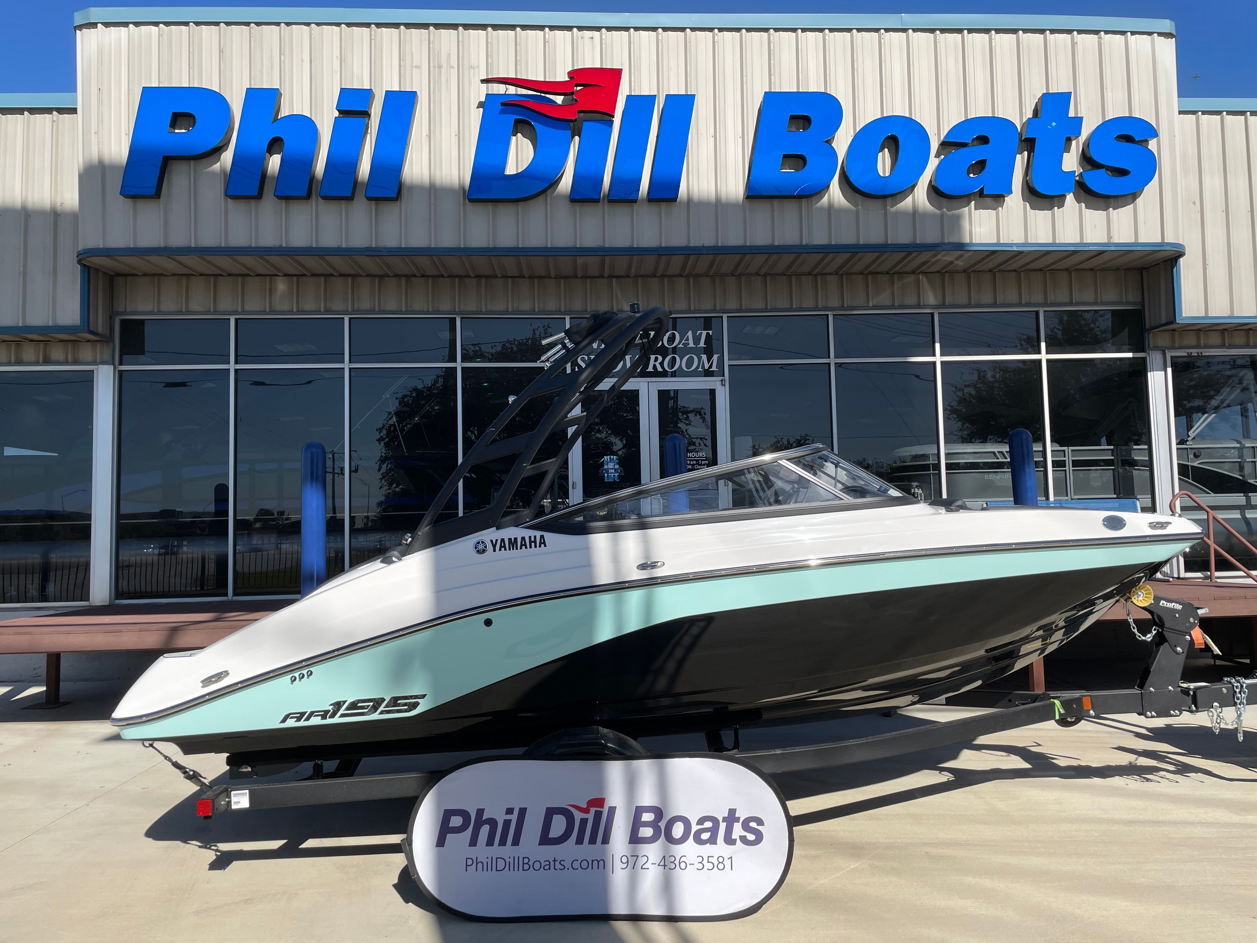 2026 Yamaha Boats AR195