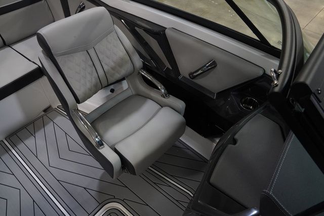 2025 Monterey 238SS Super Sport - 14