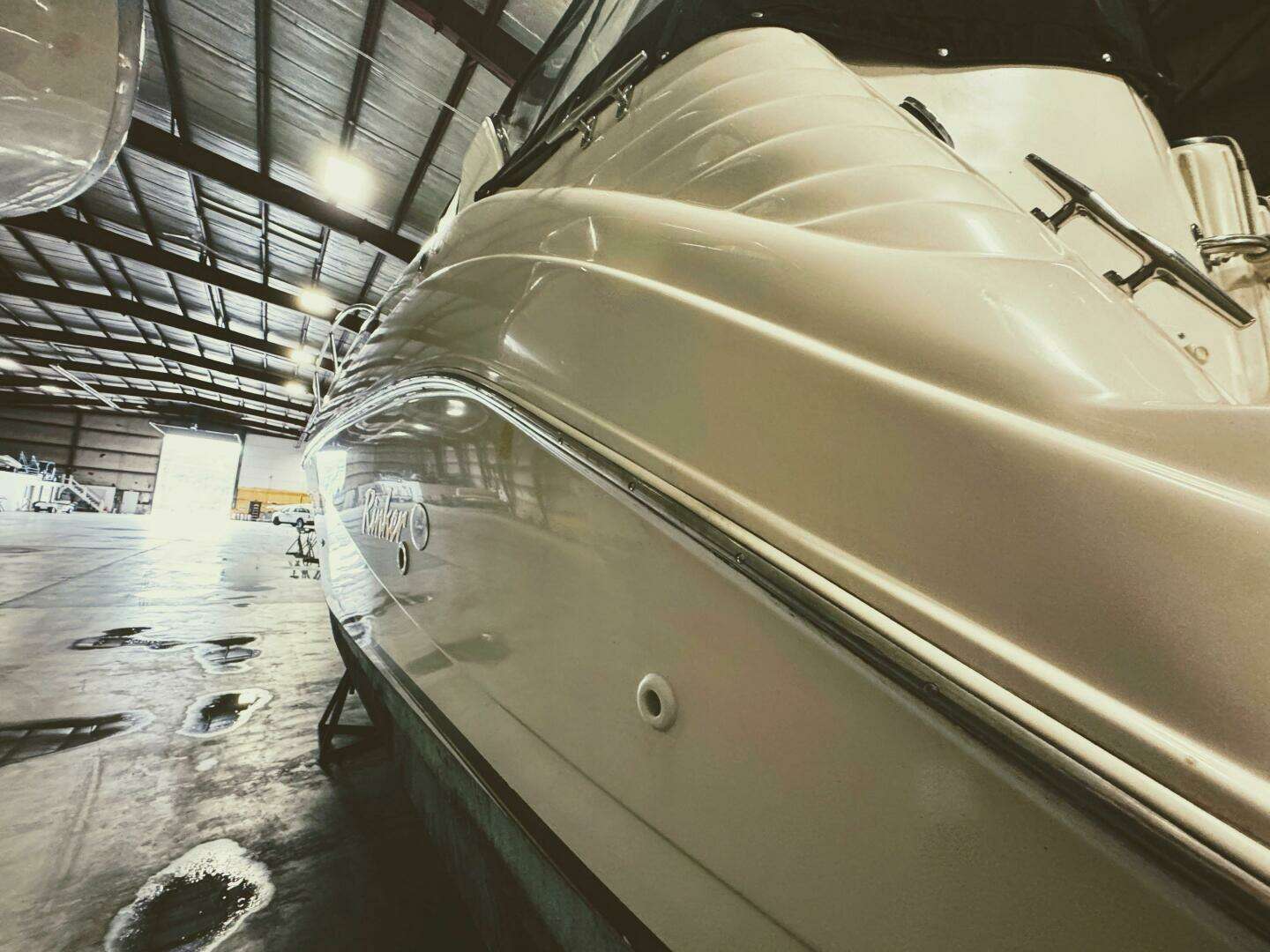 2002 Rinker 342 Fiesta Vee - Image 3