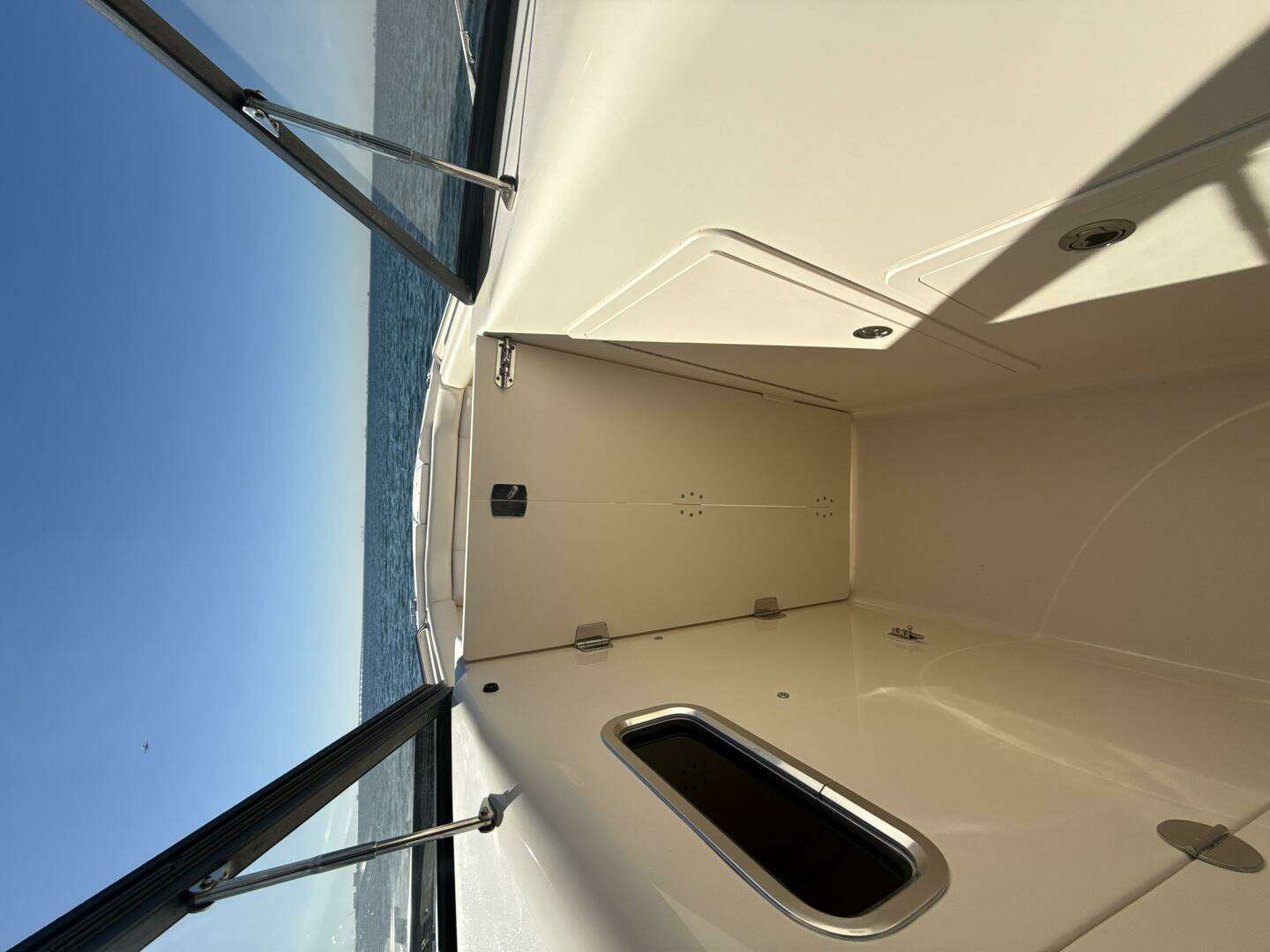 2016 Grady-White 307 Freedom - Image 30