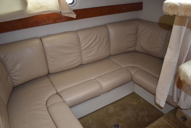 2005 Larson Cabrio 310 - 75