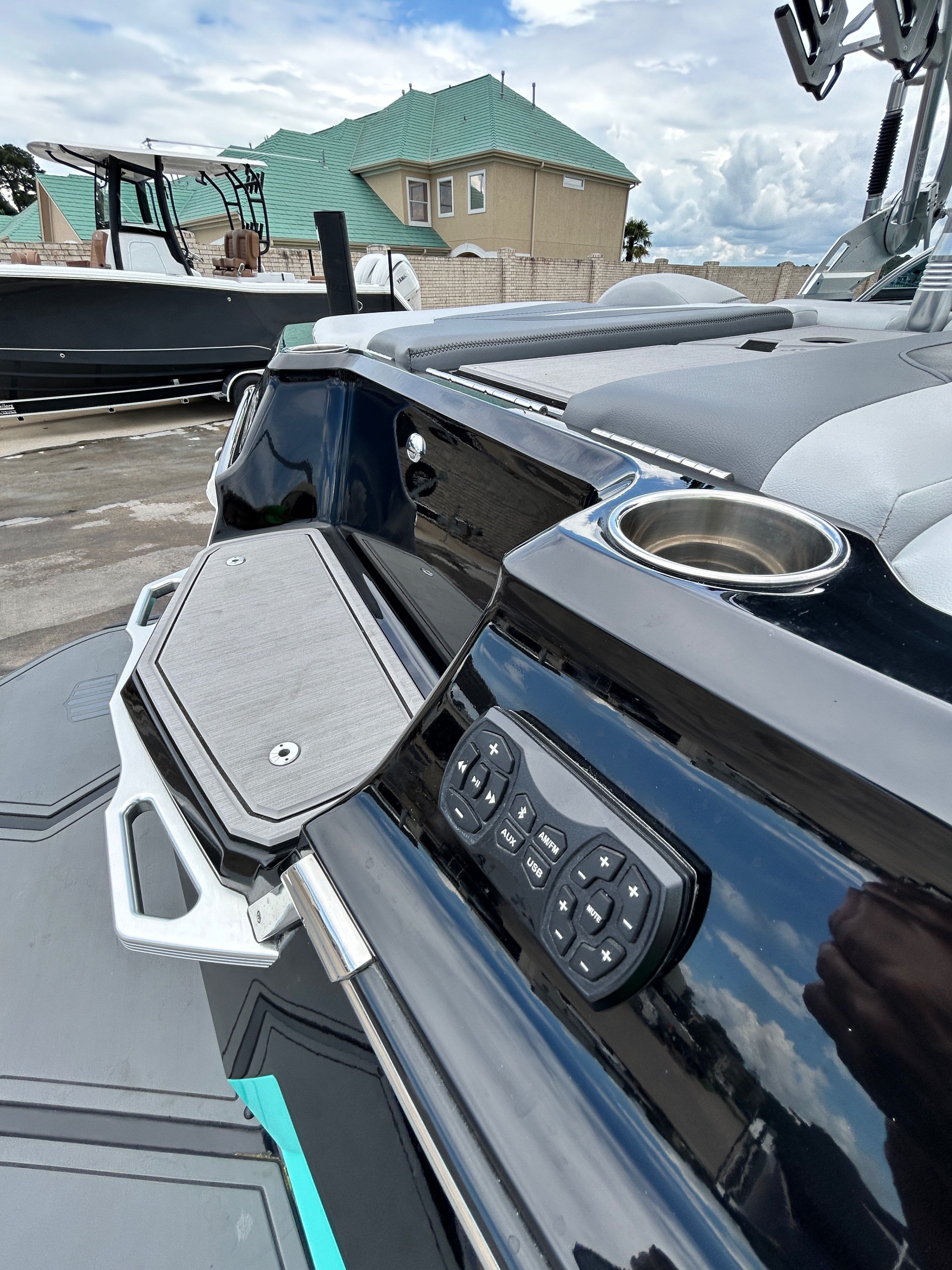2019 MasterCraft XStar - 14