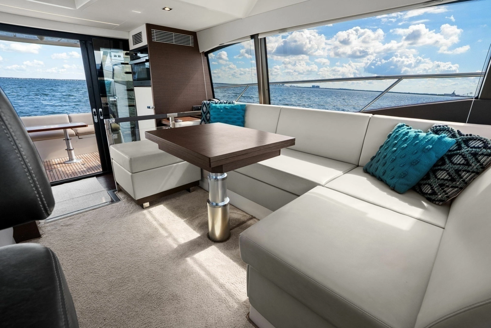2020 Prestige 460 Flybridge - Image 33