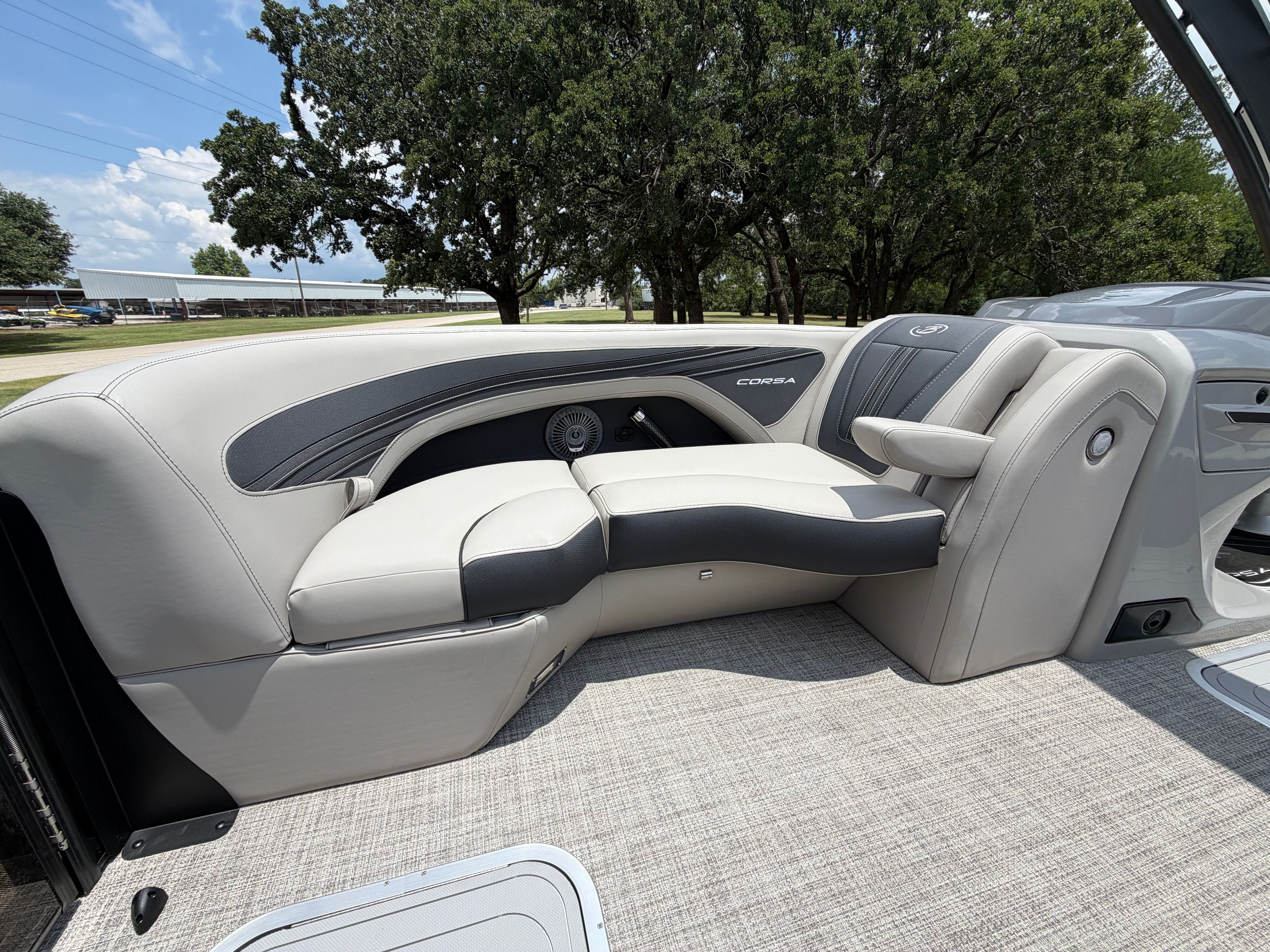 2026 BARLETTA 23UA CORSA - Image 9