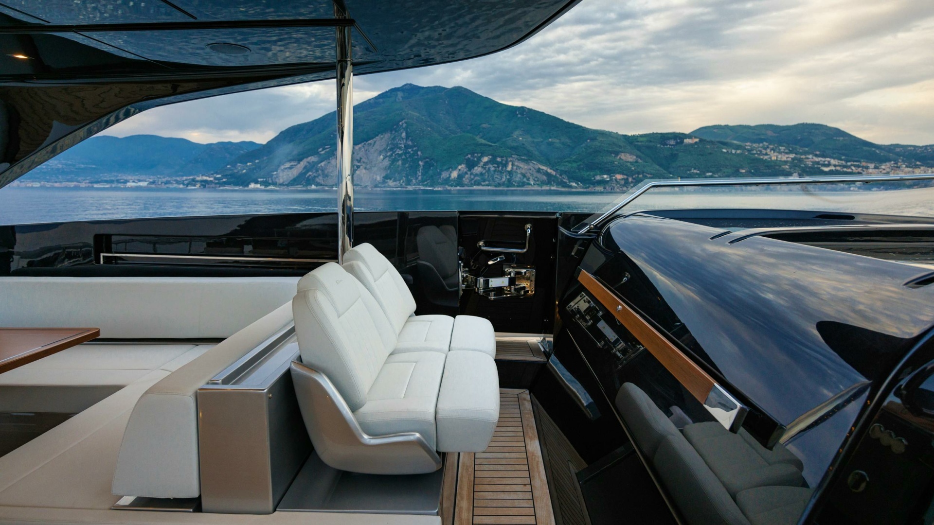 2023 Riva Riva Super Corsaro 102 - Image 23