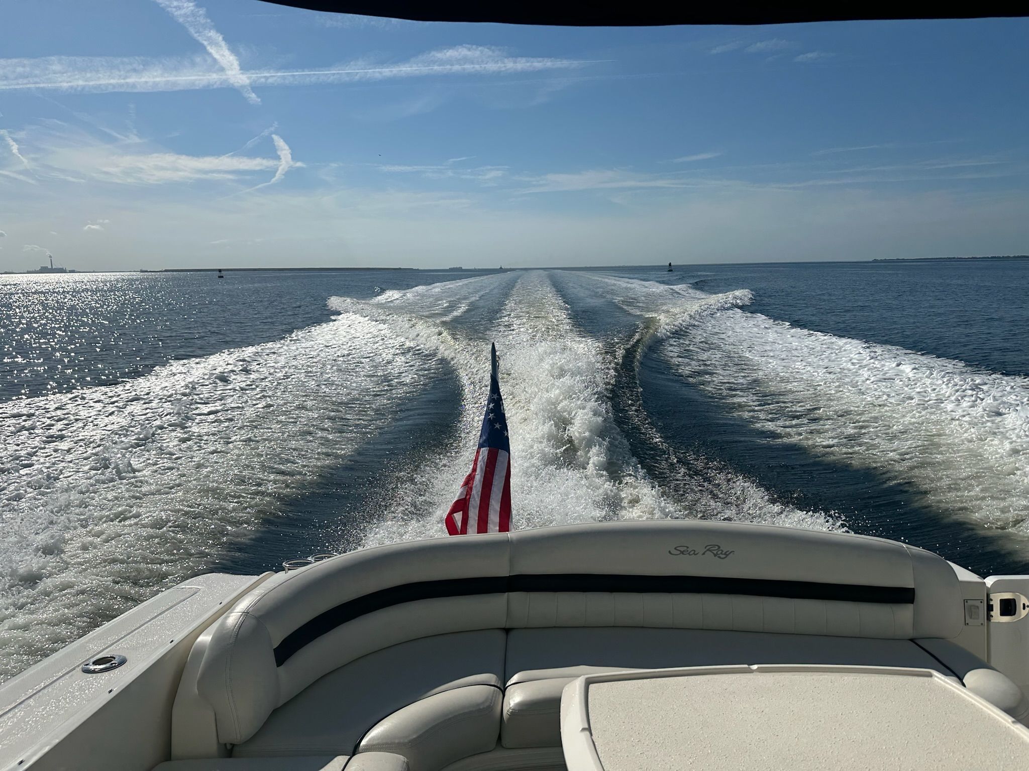 2005 Sea Ray 420 Sundancer - 25