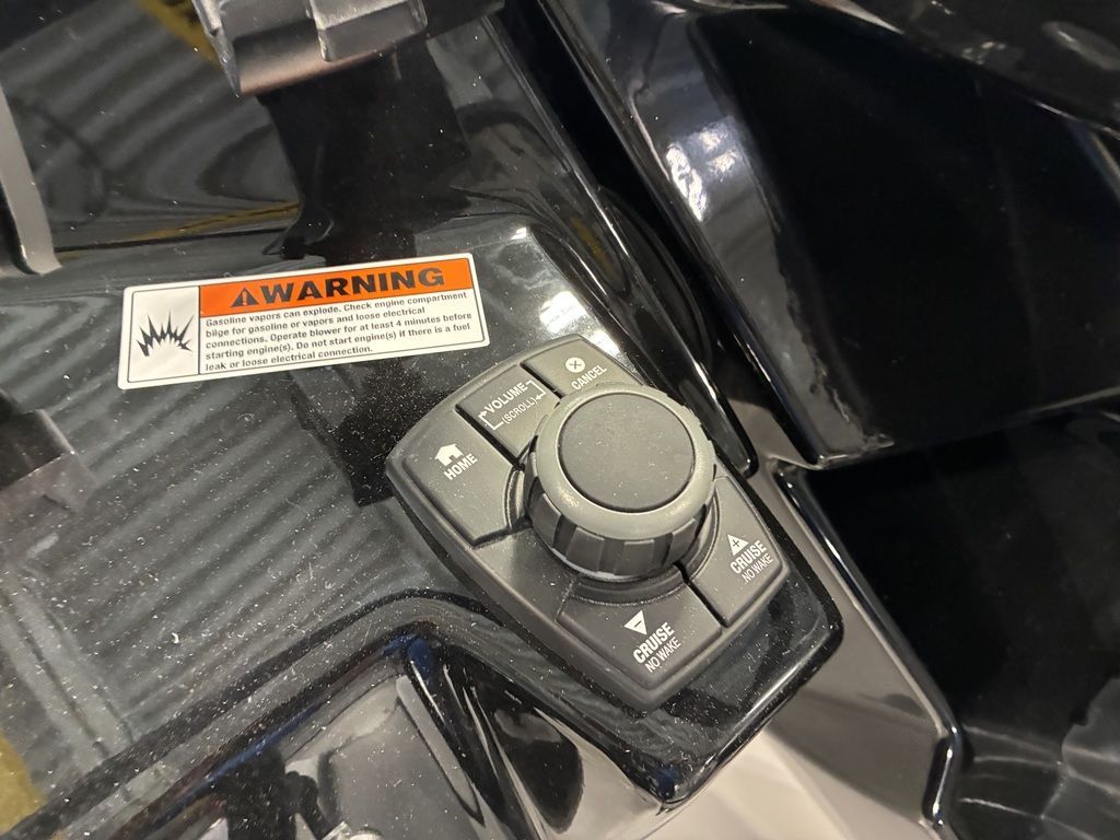 2026 Yamaha Boats AR250 - 68