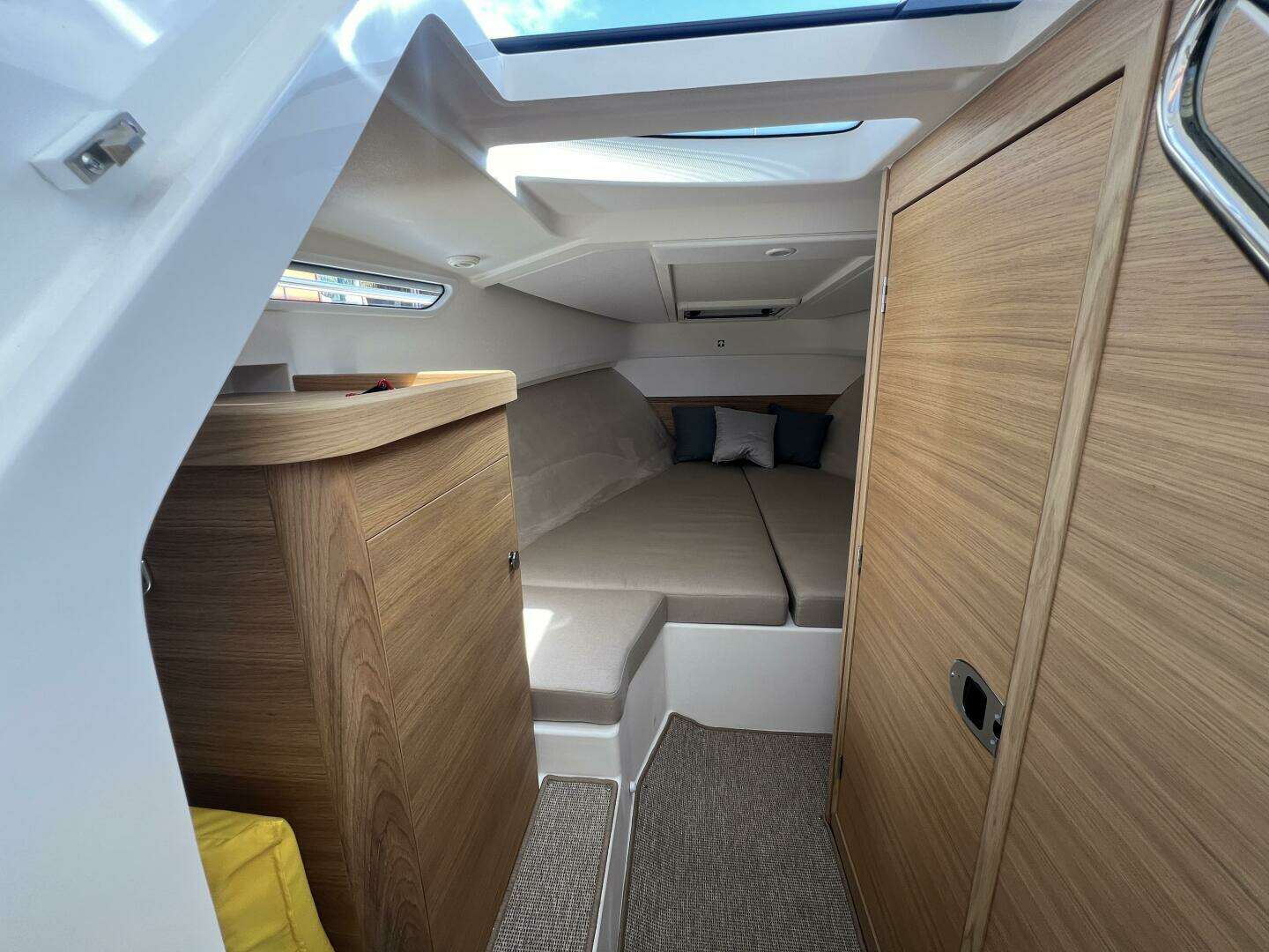 2024 Nimbus W9 - Image 14