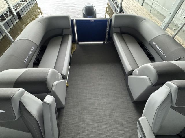 2024 Bennington 22 SVSR - 12