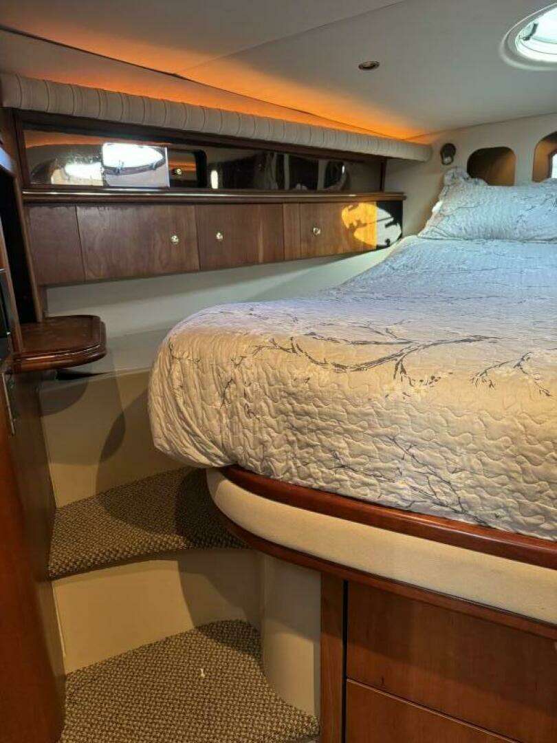 2001 Cruisers 4270 - Image 34