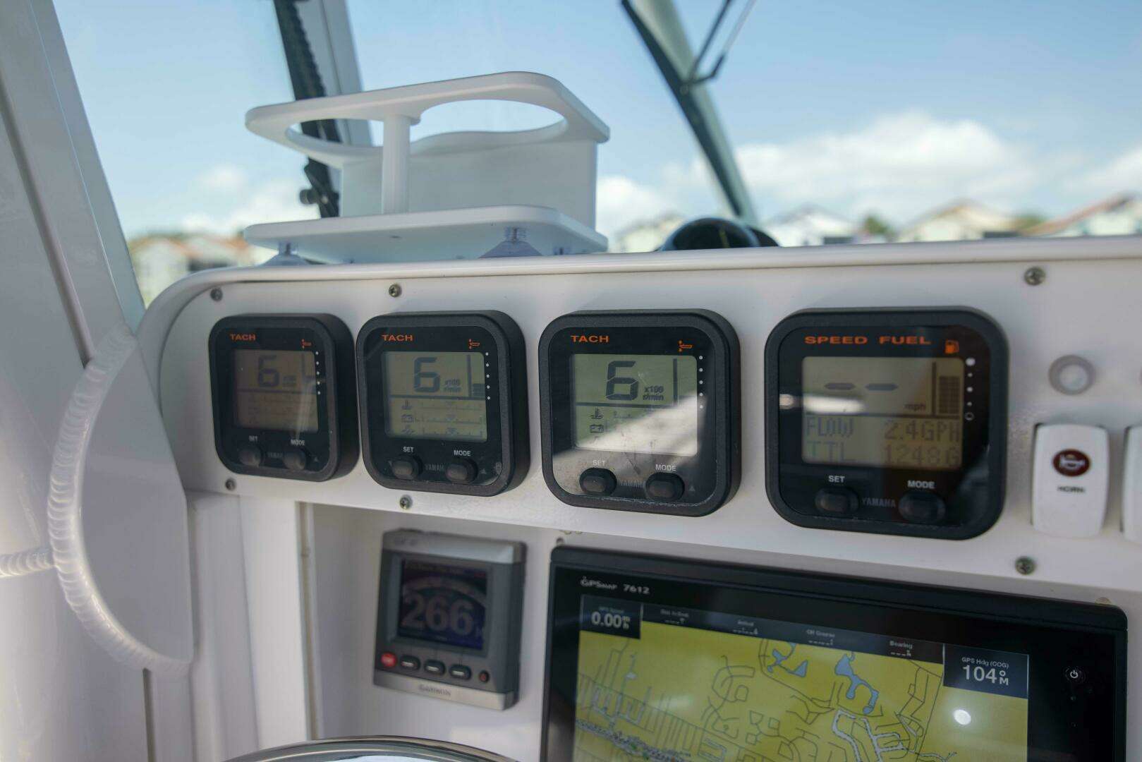 2009 Everglades 350CC - Image 27