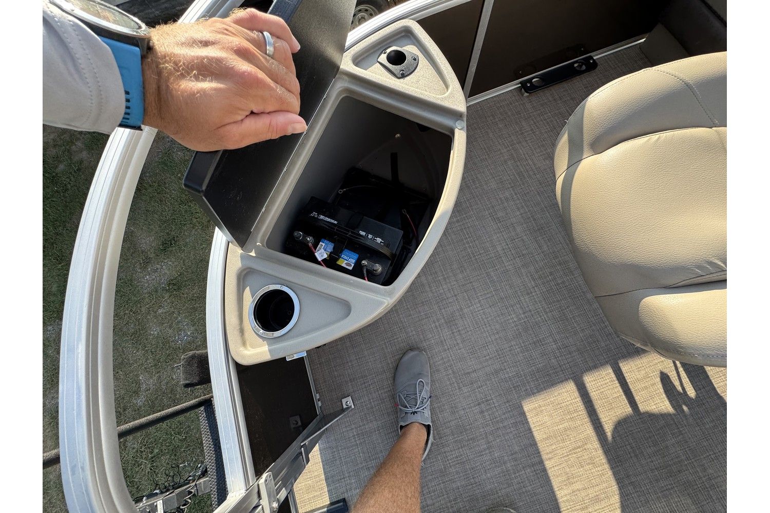 2023 Sun Tracker Sportfish 24 XP3 - 13