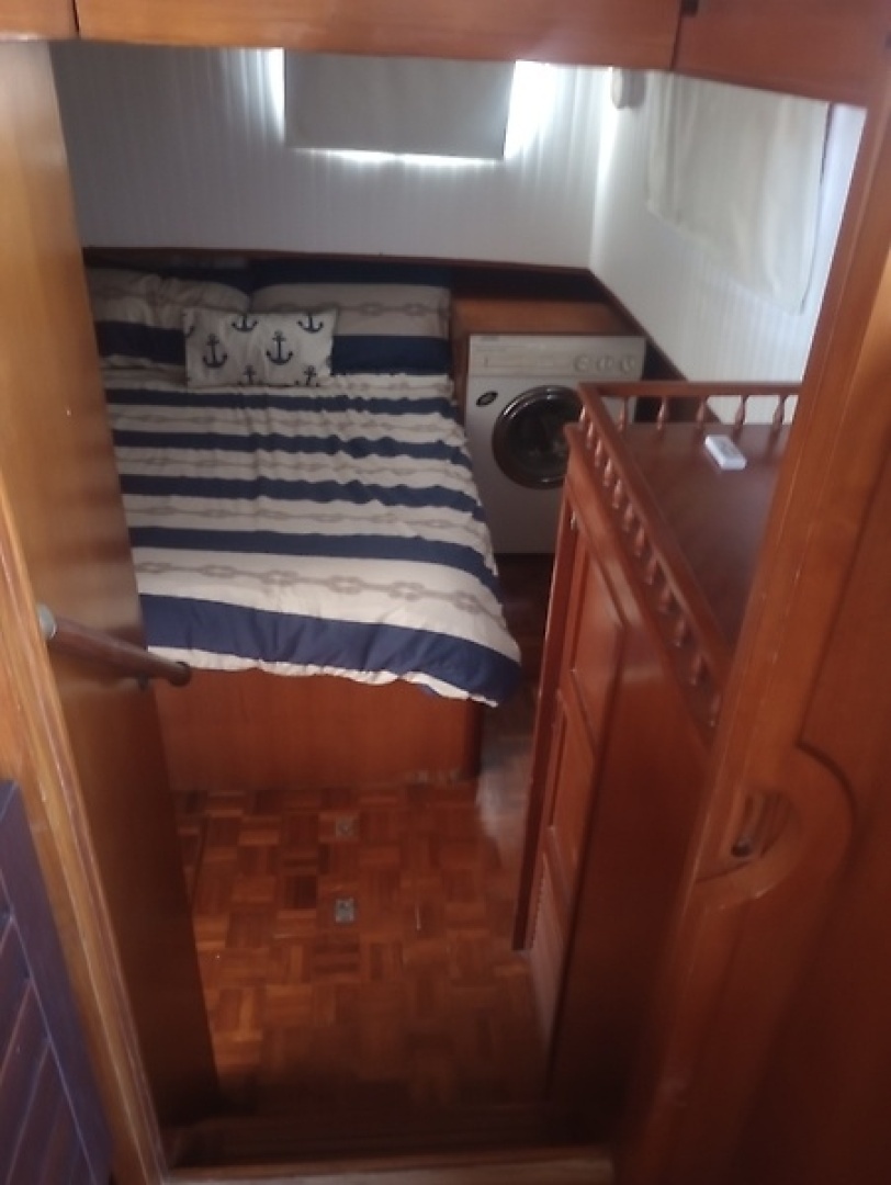 1981 Marine Trading 44 Double Cabin - Image 36