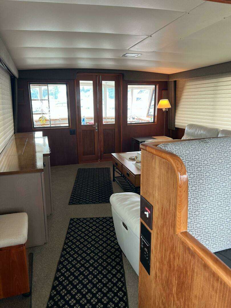 1984 Hatteras 61 CPMY - Image 41