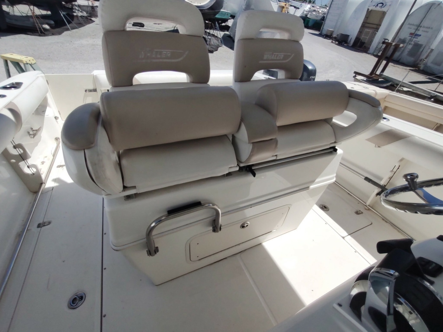 2006 Boston Whaler 320 Outrage - Image 28