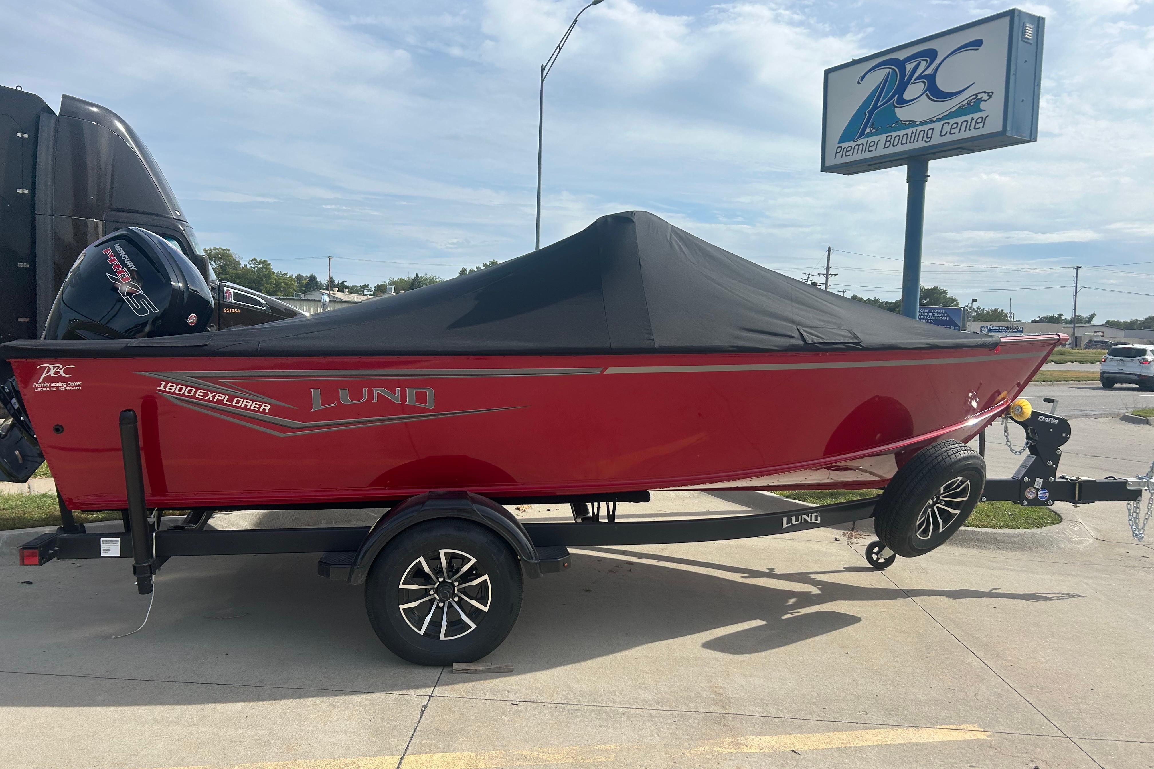 2026 Lund 1800 Explorer Sport