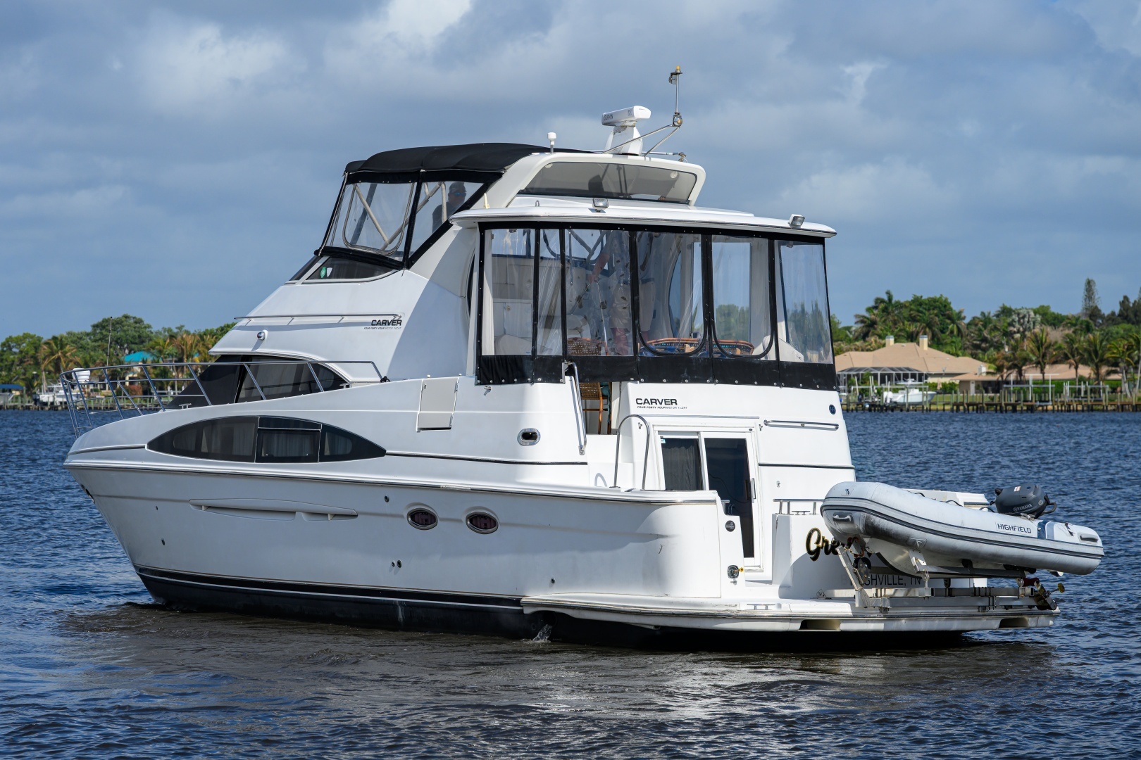 2003 Carver 444 - Image 2