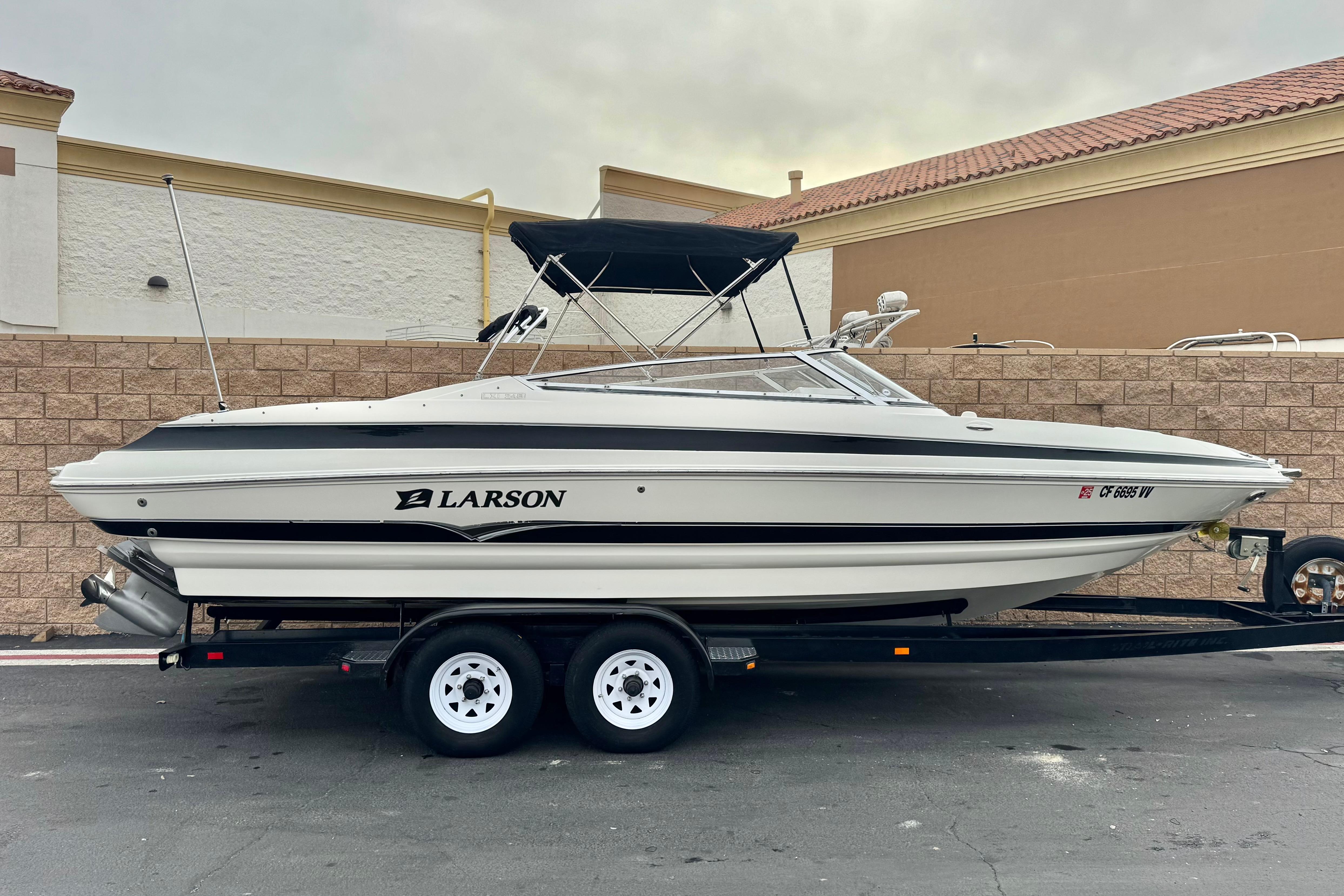 2006 Larson LXi 248
