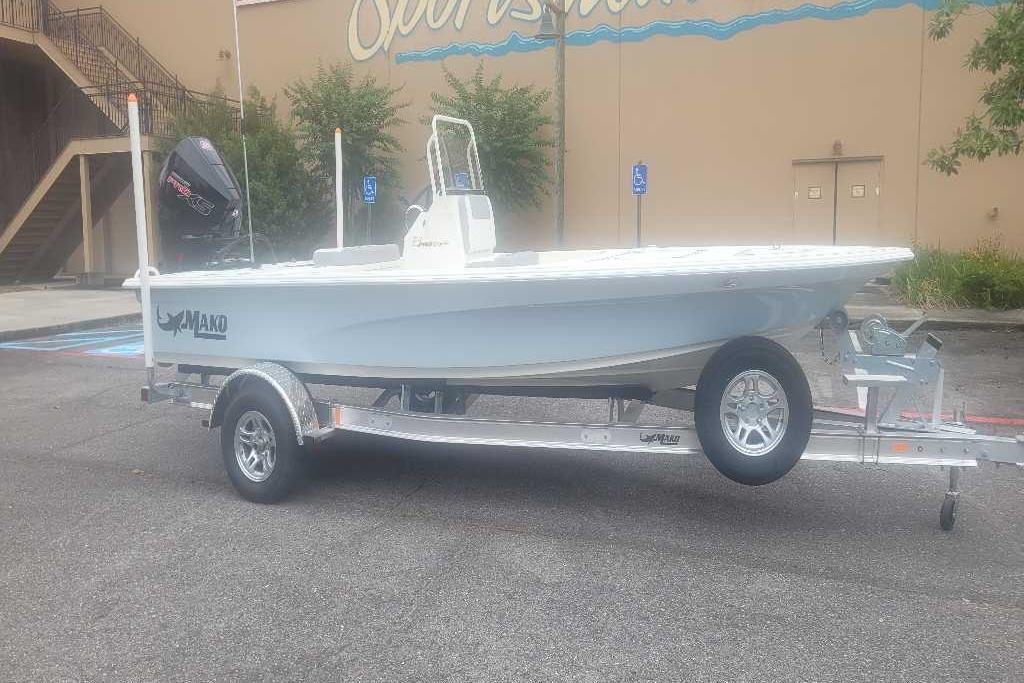 2026 Mako 18 Pro Skiff