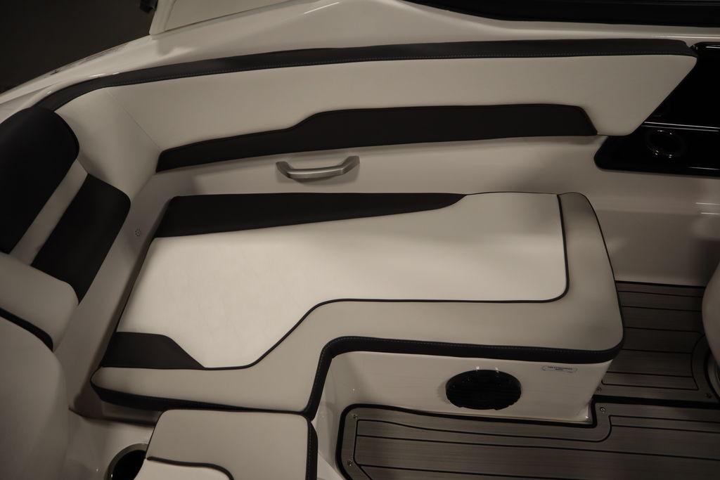 Interior seating of 2026 Yamaha Boats 195S, featuring sleek design and modern upholstery.