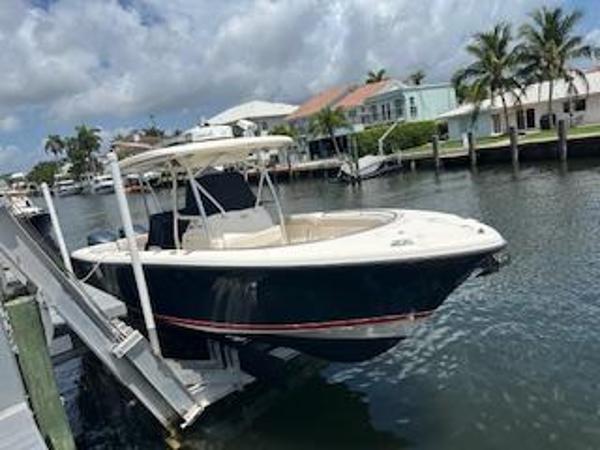 2011 Pursuit C 280 Center Console