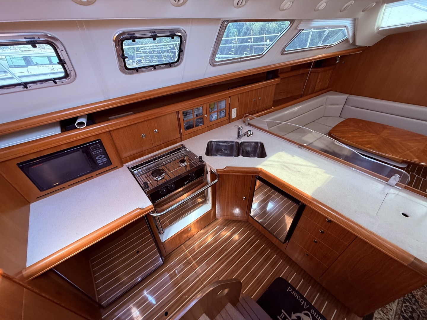 2005 Hunter — - Image 29