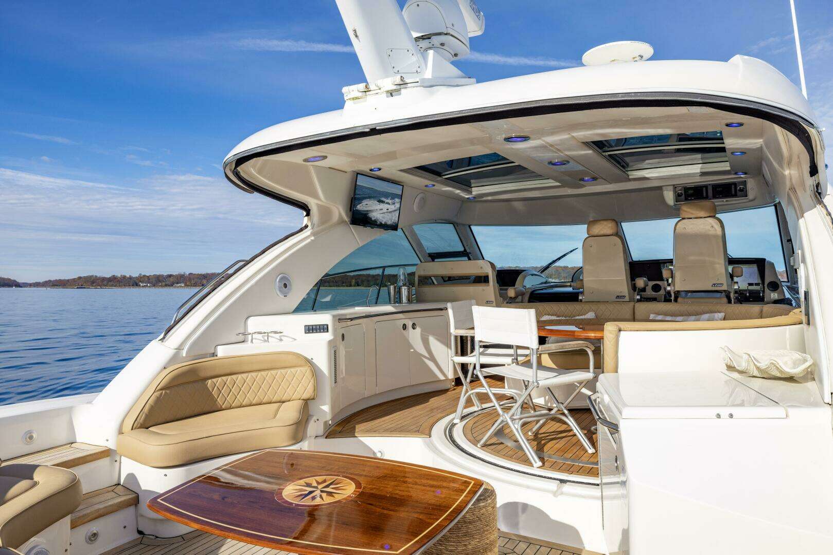 2008 Sea Ray Sundancer - Image 25