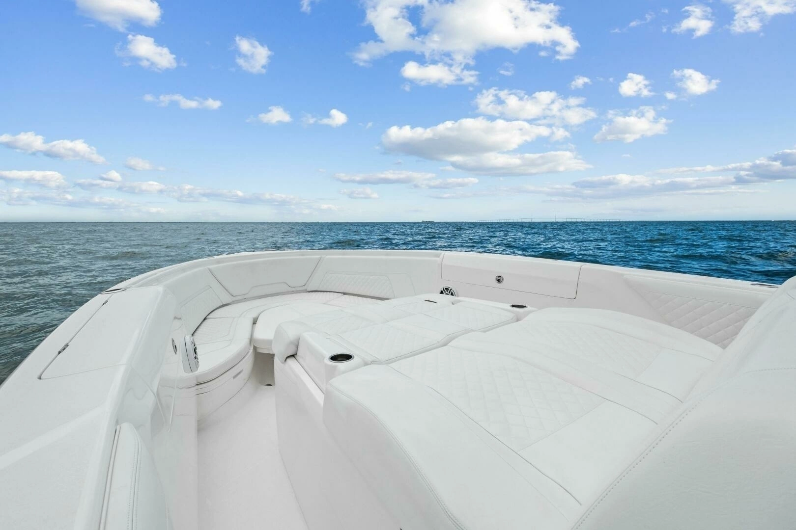 2020 Intrepid 407 Nomad SE - Image 14