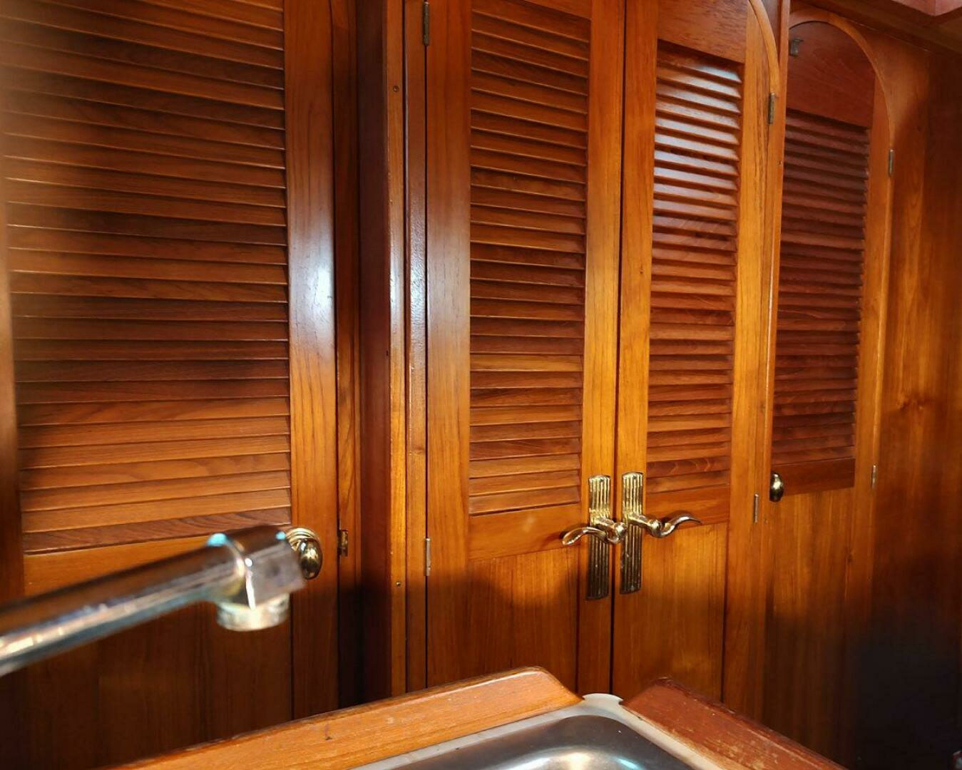 1988 Brewer Kaiulani - Image 41