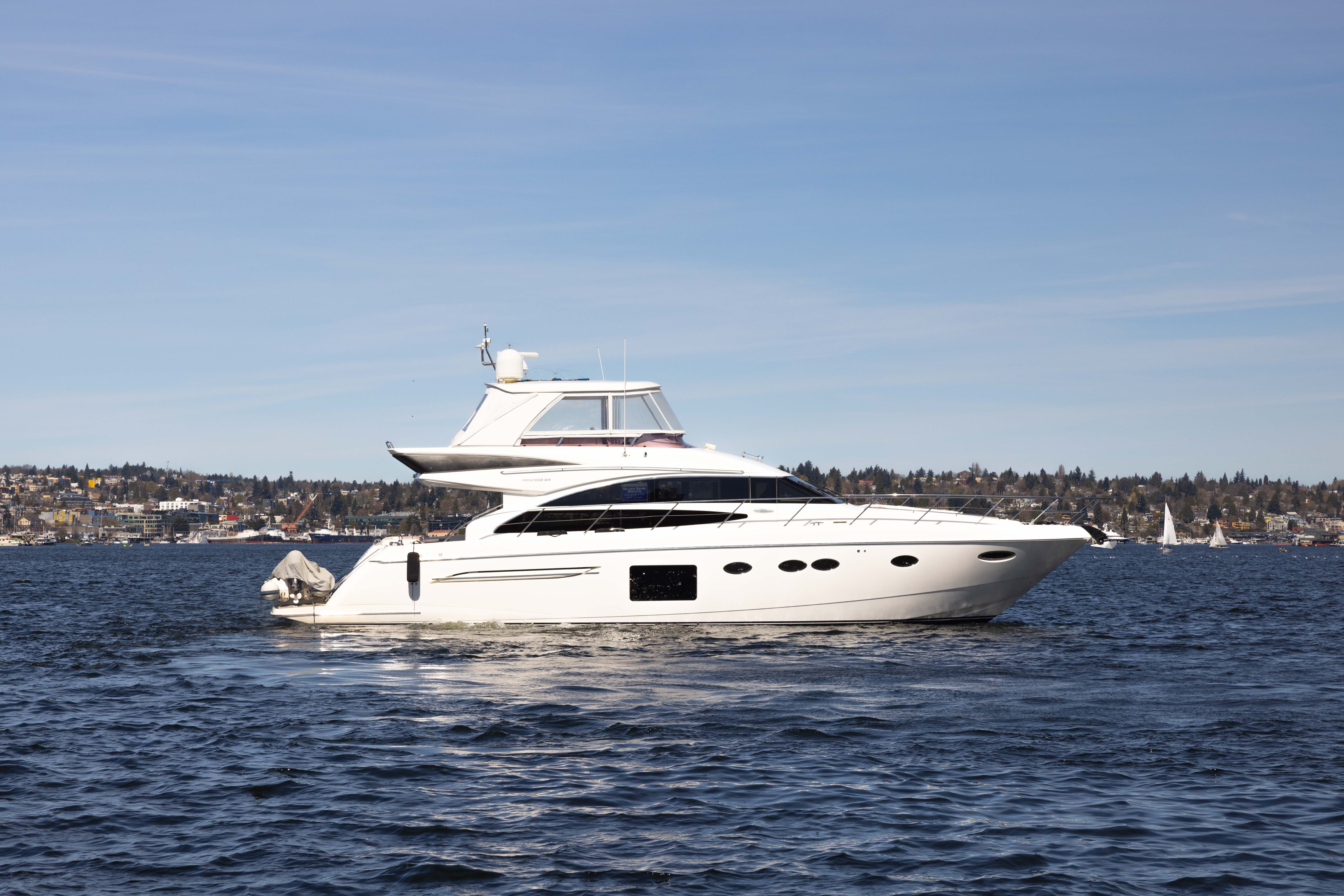 2014 Princess 64 Flybridge Motor Yacht