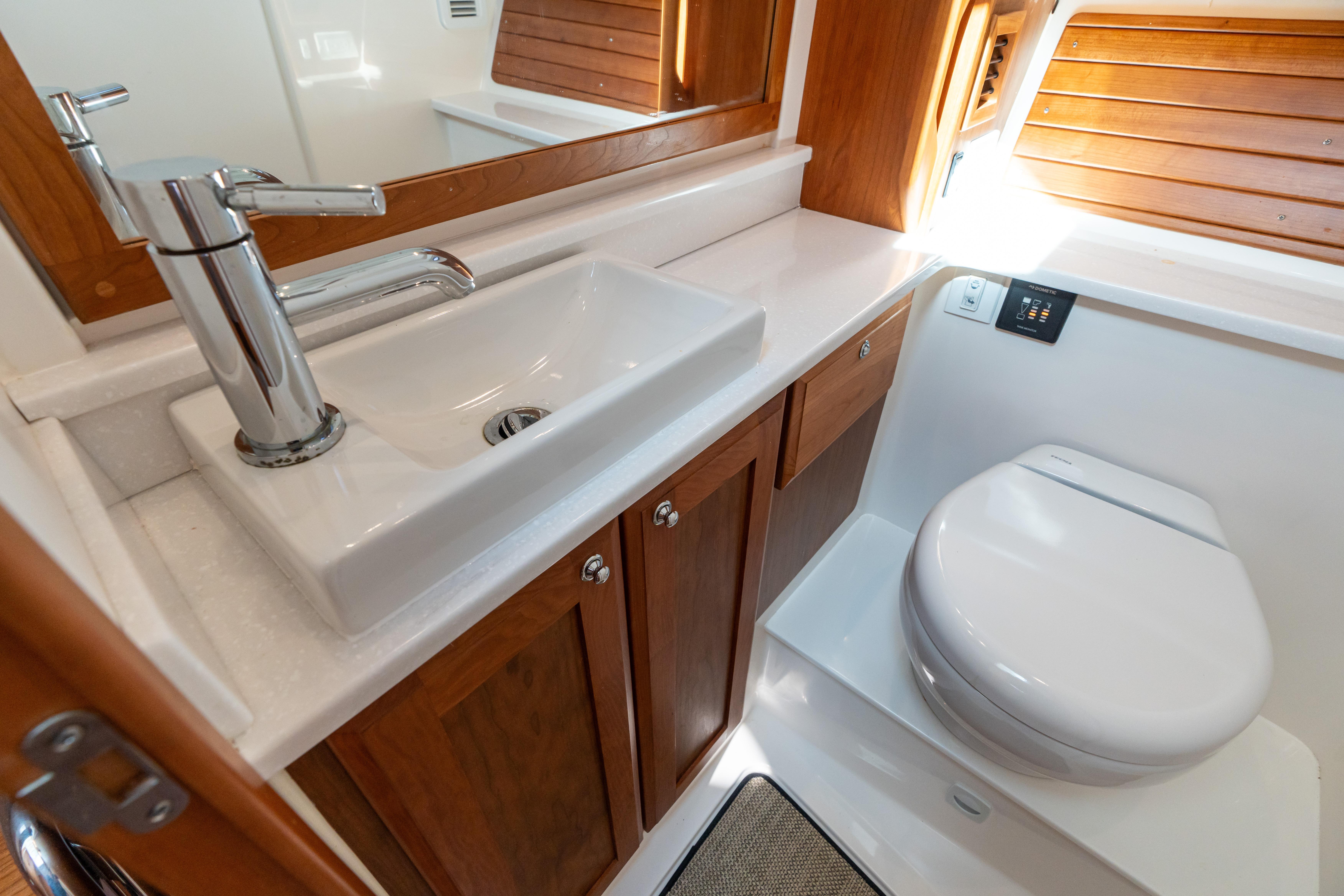 2023 Back Cove 34O - 56