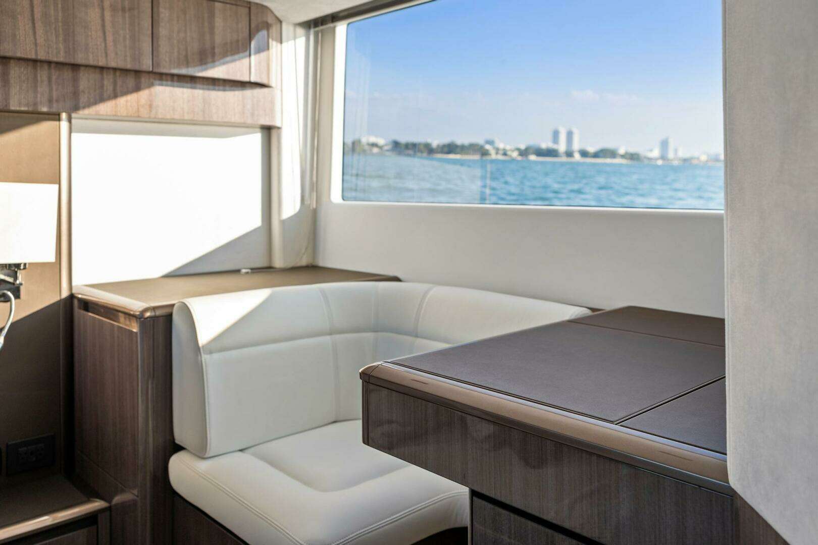 2025 Galeon 50 FLY - Image 36
