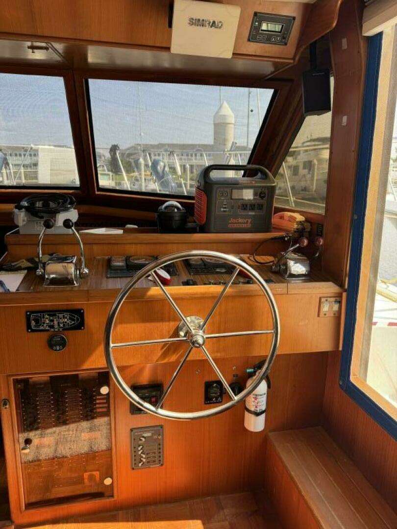 1990 Marine Trader Tradewinds - Image 26
