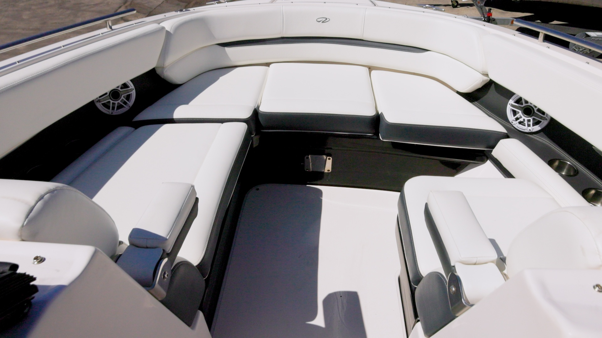 2017 Regal 29 OBX - Image 15