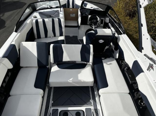 2025 Malibu Wakesetter 22 LSV - 9