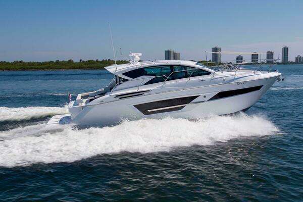 2023 Cruisers 42 Cantius