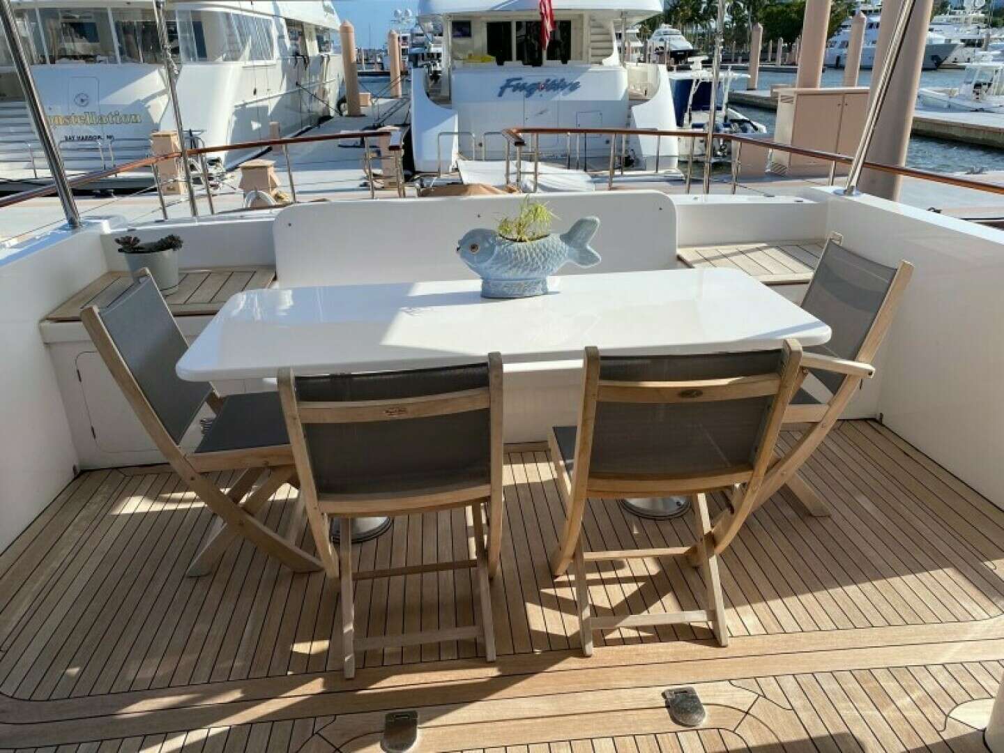 2003 New England Boatworks Enclosed Raised Pilothouse - Image 7